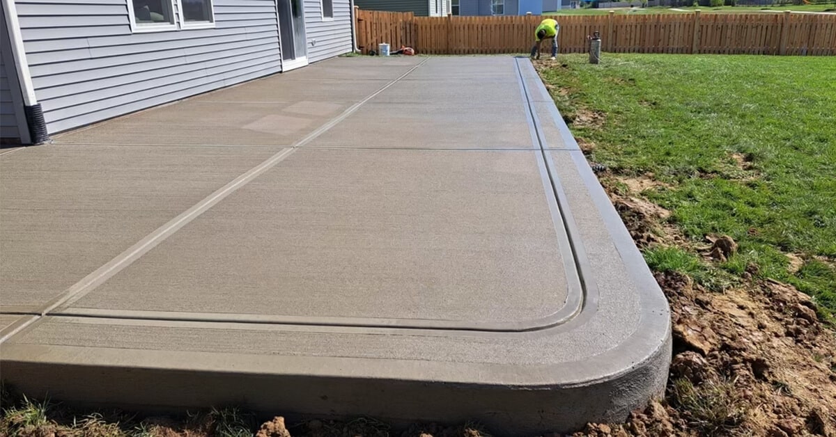 Process of curing concrete - Concrete patio installation